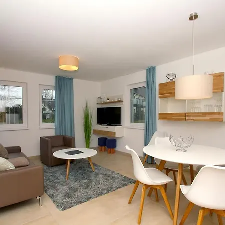 Strandnahe Mit Terrasse, Gratis Nutzung Vom Ahoi Erlebnisbad Und Sauna In Sellin - Rex Rugia 13-4