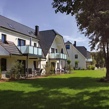 Strandnahe Mit Terrasse, Gratis Nutzung Vom Ahoi Erlebnisbad Und Sauna In Sellin - Rex Rugia 13-4 Lobbe